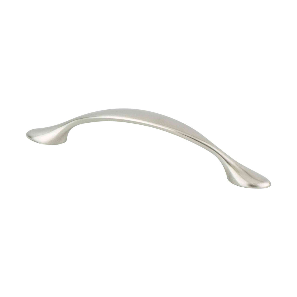 BERENSON Transitional Advantage Three Cabinet Knobs & Pulls