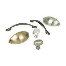 BERENSON Transitional Advantage Three Cabinet Knobs & Pulls