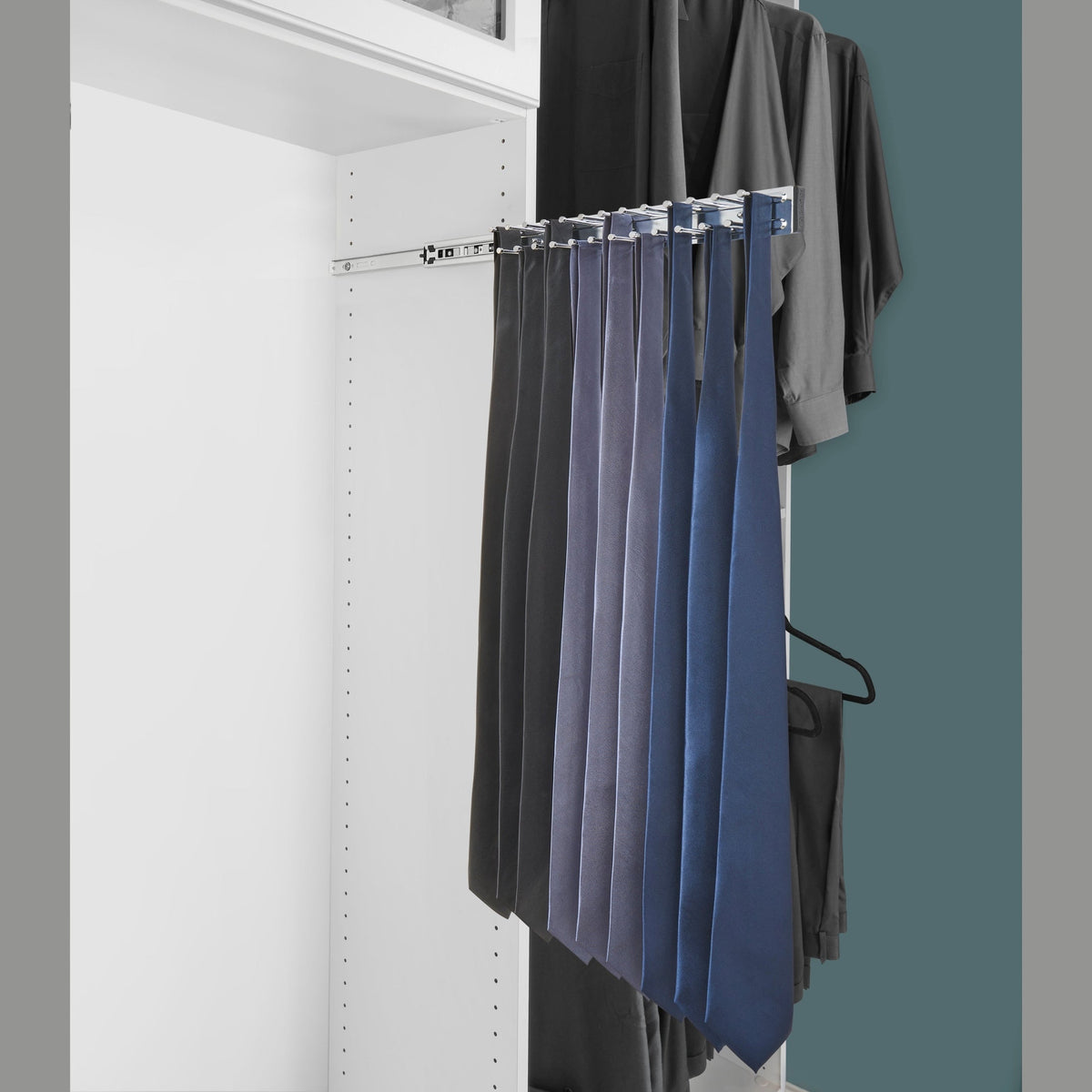 REV-A-SHELF TRC Series Pullout Side Mount Tie Rack